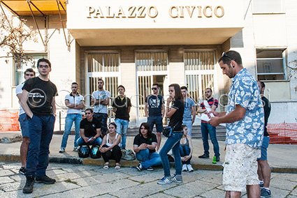 Studenti nuoresi protestano in Comune contro la chiusura dell'Ateneo (© foto S.Novellu)