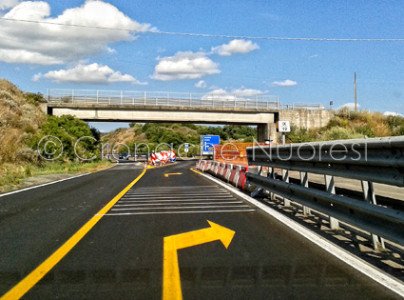 Un tratto della SS 131 dcn (© foto S.Novellu)