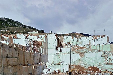 Orosei, cava di marmo in località Campu Longu