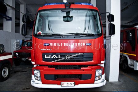 Un mezzo dei Vigili del fuoco del Comando Provinciale di Nuoro (© foto S.Novellu)