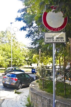 L'area del mercato in via Montale (© foto S.Novellu)