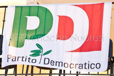 La bandiera del Partito Democratico (foto S. Novellu)