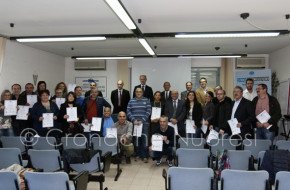 I corsisti con l'attestato di partecipazione (© foto S.Meloni)