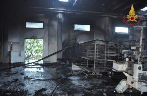 I macchinari danneggiati dal fuoco