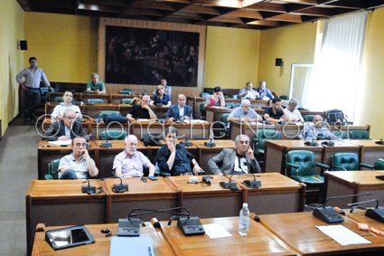 La-seduta-del-Consiglio-Comunale-©-foto-Cronache-Nuoresi