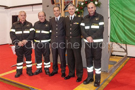  Festa-di-Santa-Barbara-i-vertici-dei-Vigili-del-fuoco-©-foto-S.Meloni.jpg