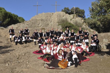 Il coro Sos Canarios