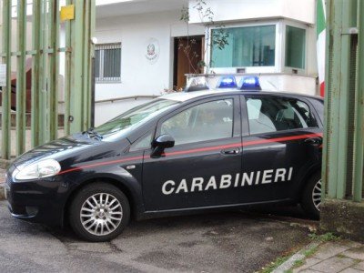 Un'auto dei Carabinieri