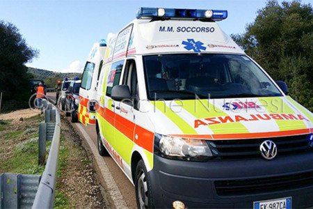 Soccorritori sul luogo dell'incidente di caccia in località Petru Sardu