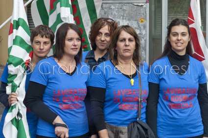 La protesta delle lavoratrici Rosmary (©foto S.Meloni)