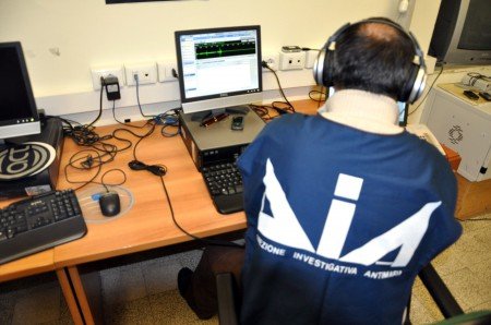 Dia, intercettazione