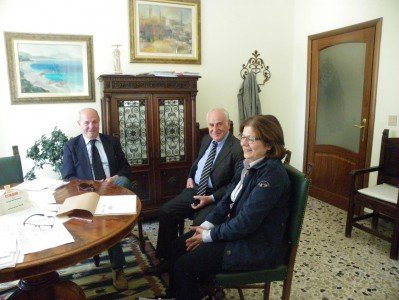 La firma del protocollo d'intesa