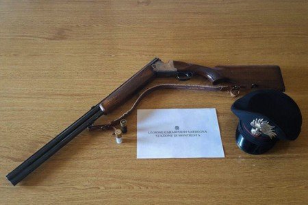 L'arma sequestrata dai Barracelli