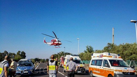 L'arrivo dell'elicottero sul luogo dell'incidente (© foto Cronache Nuoresi)