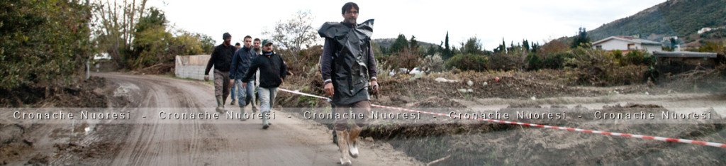 Torpè, ciclone Cleopatra, angeli del fango (foto Salvatore Novellu)