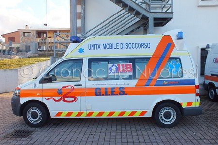 Un'ambulanza del GIES
