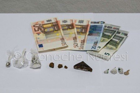 Una parte della droga sequestrata a San Teodoro