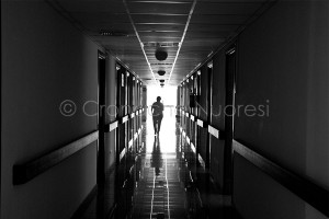 Nuoro, uno dei corridoi della struttura do accoglienza (© foto S.Novellu)