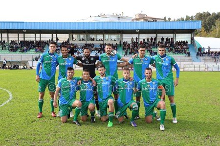 La formazione della Nuorese (foto Alessandro Pintus)