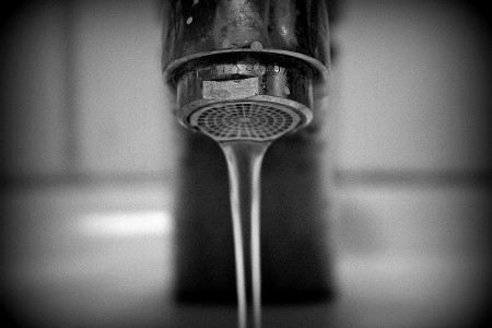 Acqua-potabile,-rubinetto