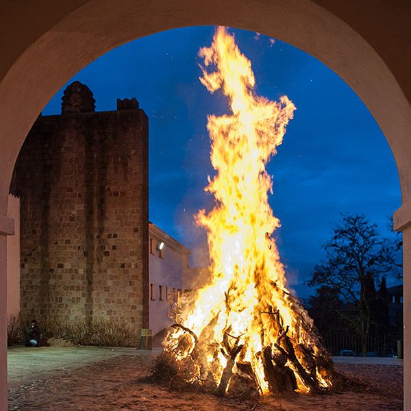 ISRE, il fuoco di S.Antonio al Museo del Costume
