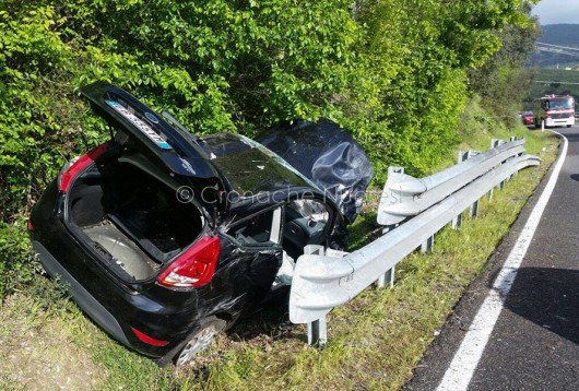 La Ford Fiesta subito dopo l'incidente (foto VdF)
