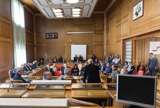 Il vertice su Ottana in Provincia con le RSU (foto Cronache Nuoresi)