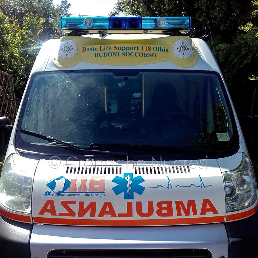 L'ambulanza del 118 di Budoni