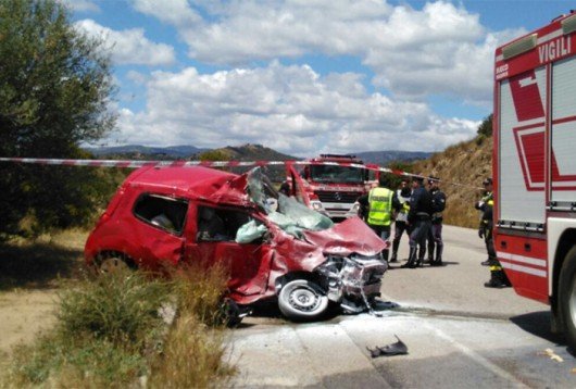 Incidente frontale al bivio di Lula (foto Vigili del fuoco)