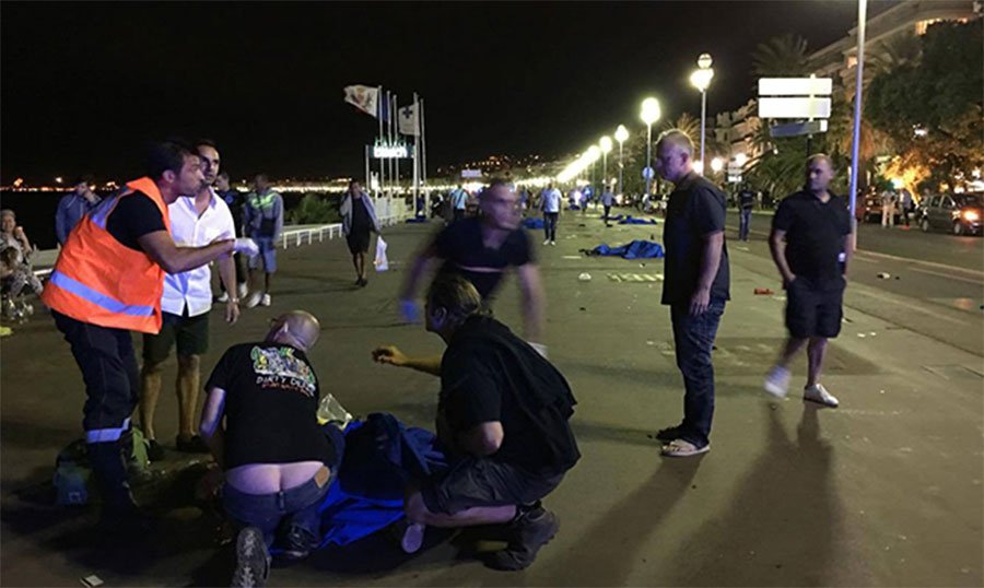 Un'immagine dell'attentato di Nizza