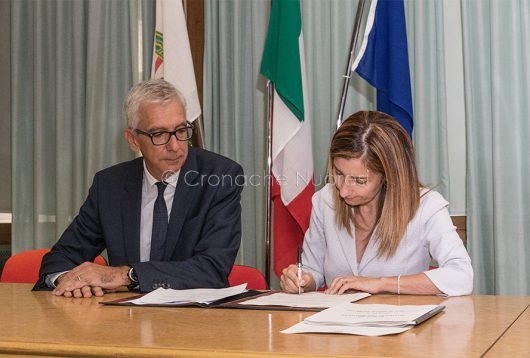 Nuoro, F. Pigliaru e A. Pistis firmano il Piano di Rilancio del Nuorese (foto S.Novellu)