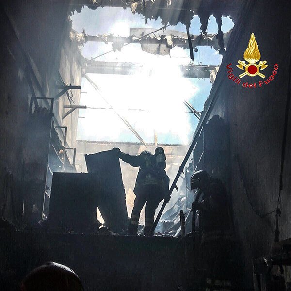 L'intervento dei Vigili del fuoco a Bitti