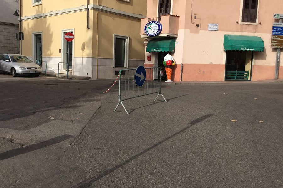 Traffico deviato ai Giardini in occasione del Mercatino del venerdì