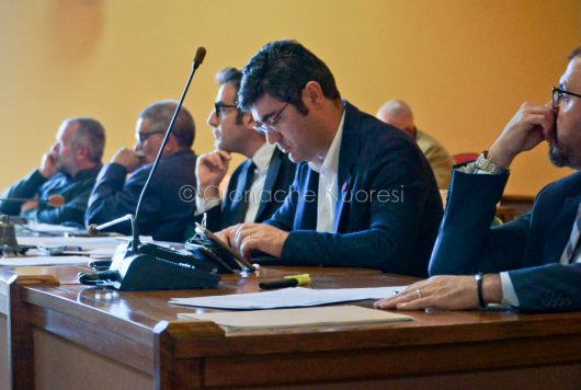Il sindaco Soddu durante il Consiglio Comunale (foto S.Novellu)