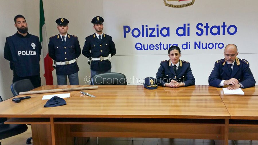 La conferenza stampa sulle rapine ai vigilantes (© foto Cronache Nuoresi)