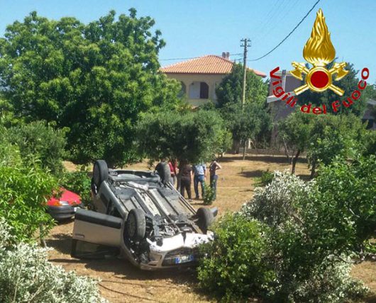 La Fiat Panda dopo l'uscita di strada