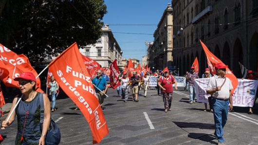 Cagliari, manifestazione contro i tagli alla Sanità (foto Cronache Nuoresi)