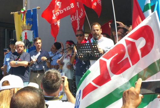 Cagliari, manifestazione contro la riforma della Sanità (foto Cronache Nuoresi)