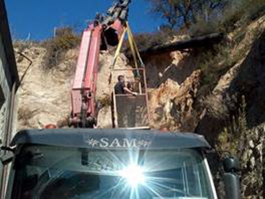 I tecnici di Abbanoa al lavoro