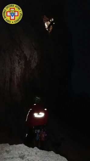Il Soccorso Alpino impegnato nell'intervento nella falesia