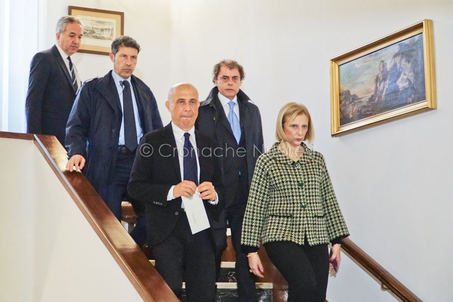 Nuoro, ministro dell'Interno Marco Minniti in Prefettura (foto S.Novellu)