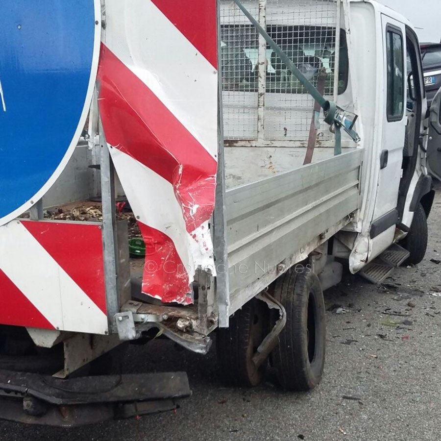 Il camion dopo l'incidente
