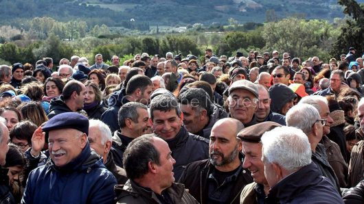 Manifestazione per la chiusura del ponte di Oloè (foto Isabella Marceddu)