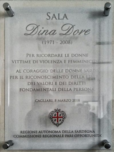 Cagliari. La lapide dedicata a Dina Dore della Sala pari opportunità 