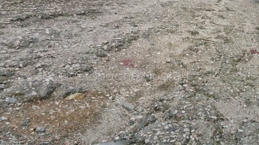 Il dissesto di via Marche (foto Cronache Nuoresi)