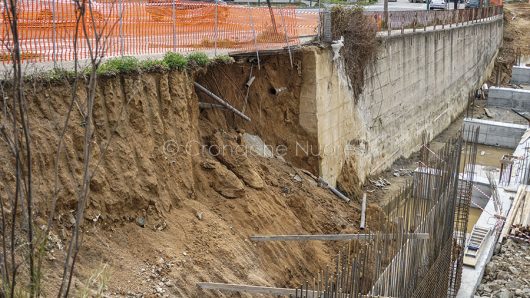 Nuoro, particolare della frana in via Don Bosco (foto S.Novellu)