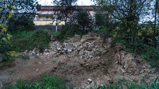 Nuoro, la frana in via Segni (foto S.Novellu)