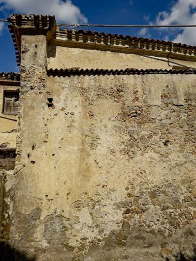 Orotelli, la casa pericolante