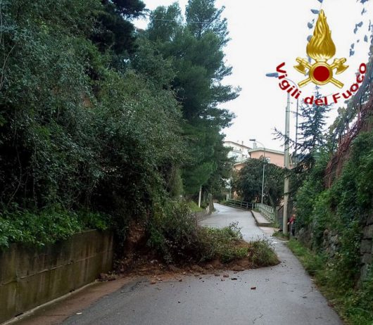 Una frana dovuta al maltempo