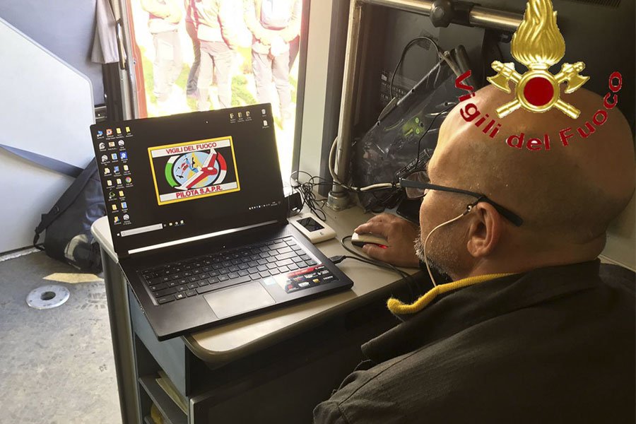 I Vigili del Fuoco impegnati nelle ricerche